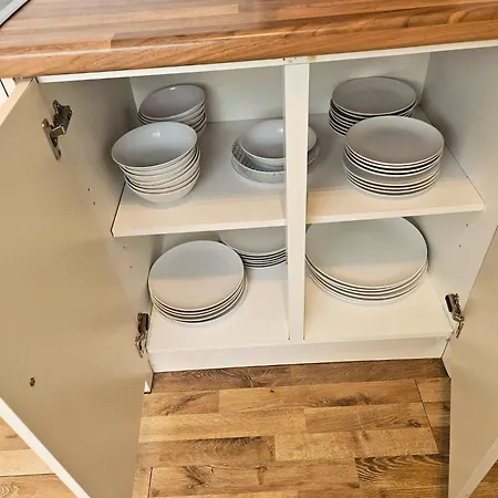 Spacious 5-bed In Vibrant Easton - Sleeps 11- Ideal For Contractors And Work