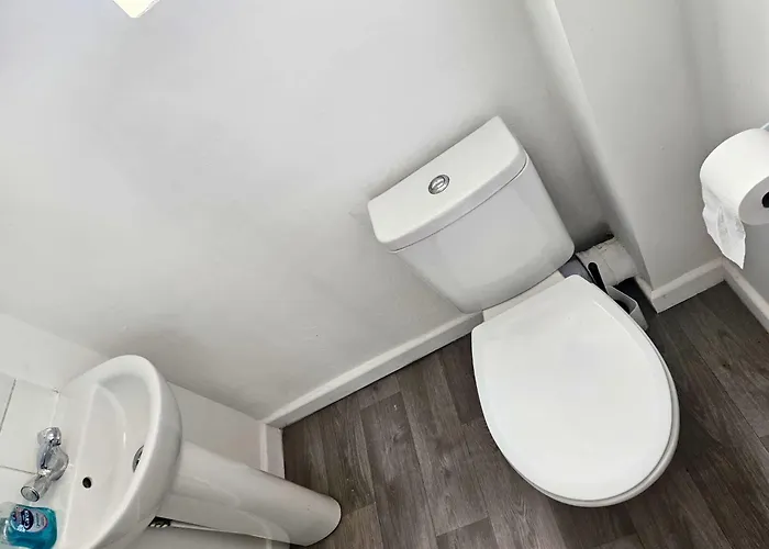 Casa vacanze Spacious 5-bed In Vibrant Easton - Sleeps 11- Ideal For Contractors And Work *