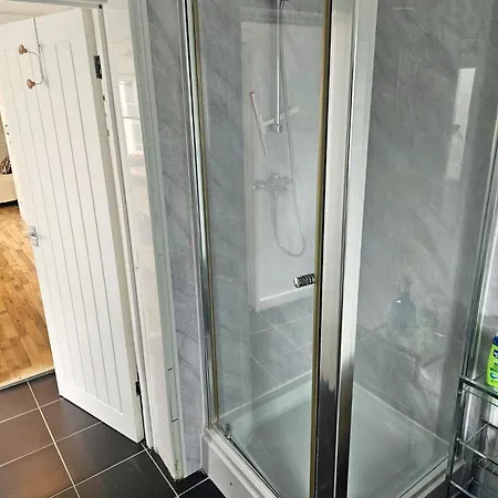 Spacious 5-bed In Vibrant Easton - Sleeps 11- Ideal For Contractors And Work * Bristol